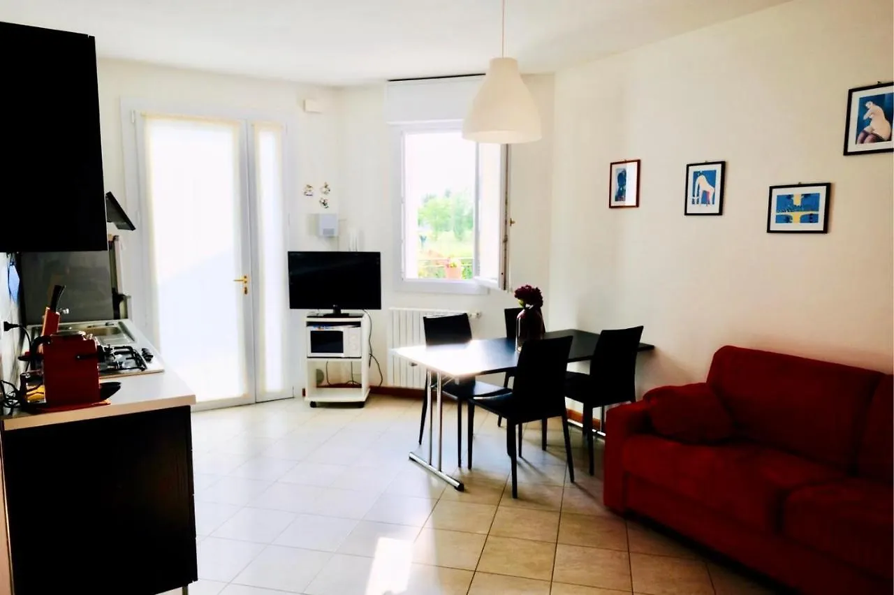 Appartamento In Villa Daniela Con Piscina Privata Carraro Immobiliare Jesolo - Family Apartments  Lido di Jesolo