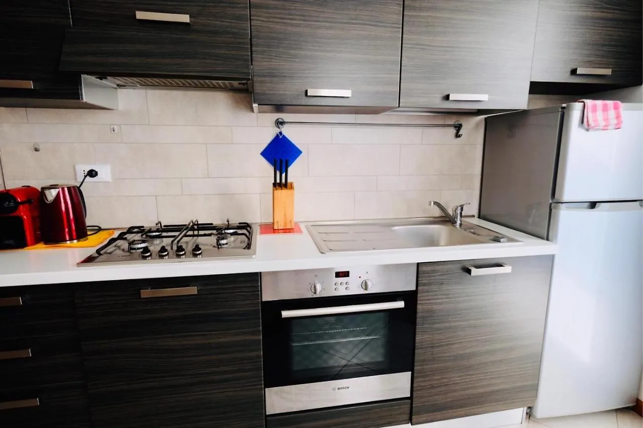 Appartamento In Villa Daniela Con Piscina Privata Carraro Immobiliare Jesolo - Family Apartments Itália